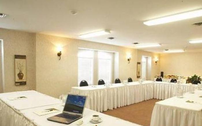 Hotel V