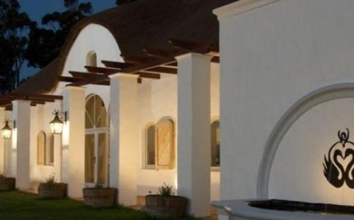 In the Vine Country Manor House