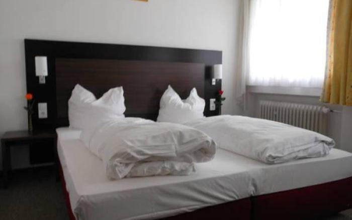 Parkhotel Lindenhof - KOSTENLOSE PARKPLATZE