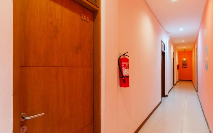 Sans Hotel Finest Medan