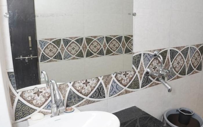 Shri Govindam Hotel
