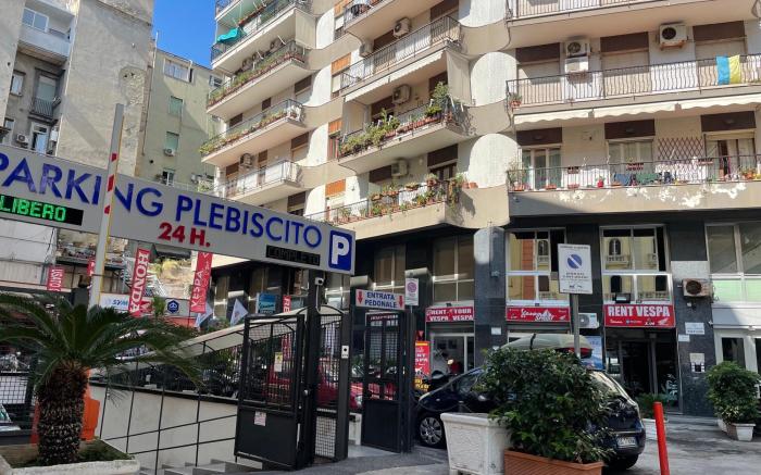 Apartment 200 m from piazza del plebiscito