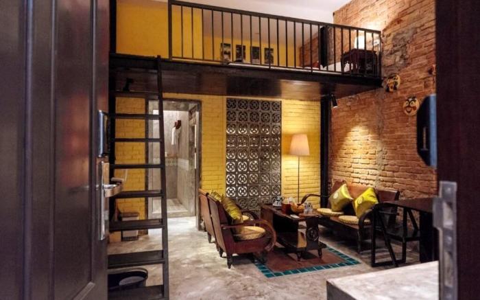 A precious old Vietnamese house in the heart Hanoi