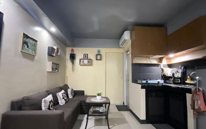 Myra’s Affordable Condo w Bedroom & Free WiFi