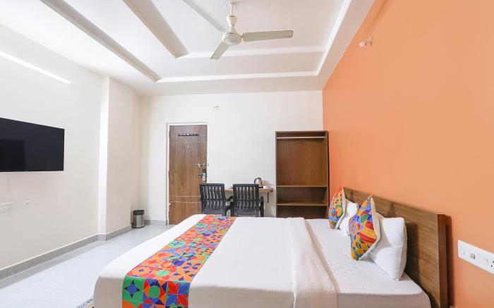 FabHotel Golden Hitech - Nr Hitech City