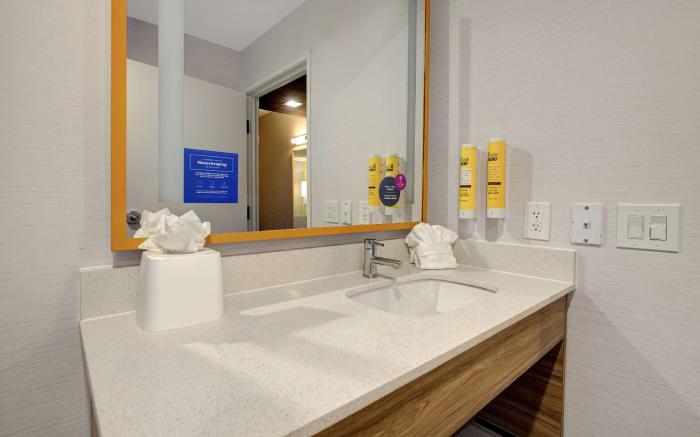 Tru by Hilton Galveston