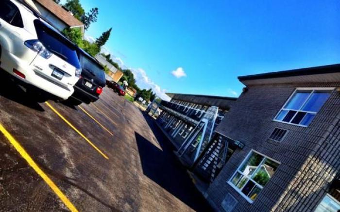 Angus Inn Motel