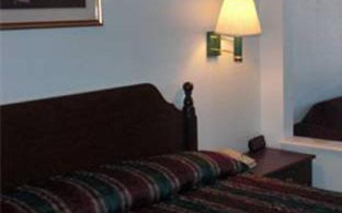 Executive Inn & Suites West Columbia