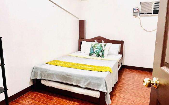 Amancio's Balai Spacious Room w/Shared Bathroom
