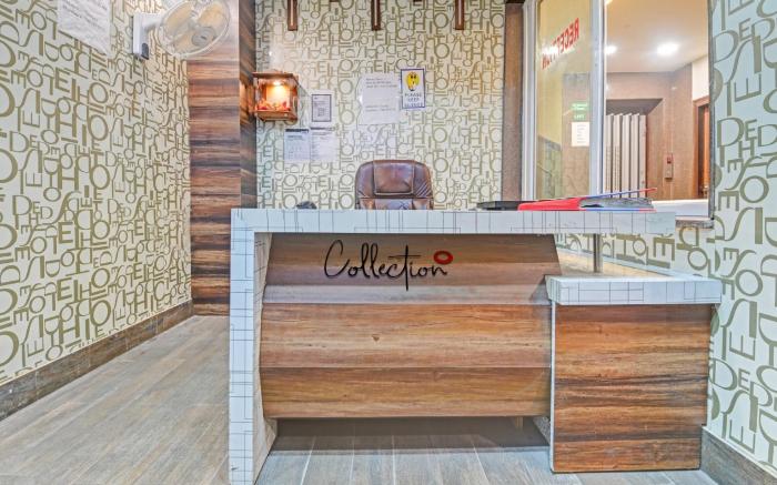 Collection O Mohan Paradise