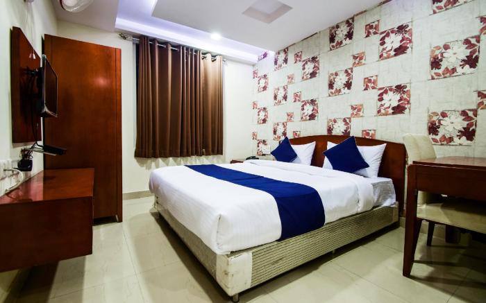 Hotel Grand Eagle 
