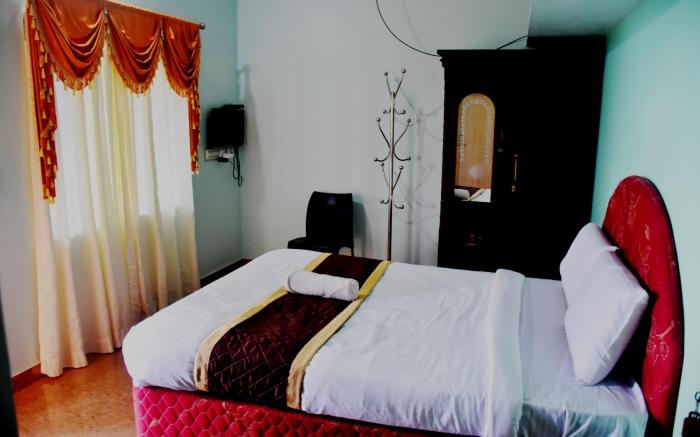 Holidayincoorg Royal Mansion
