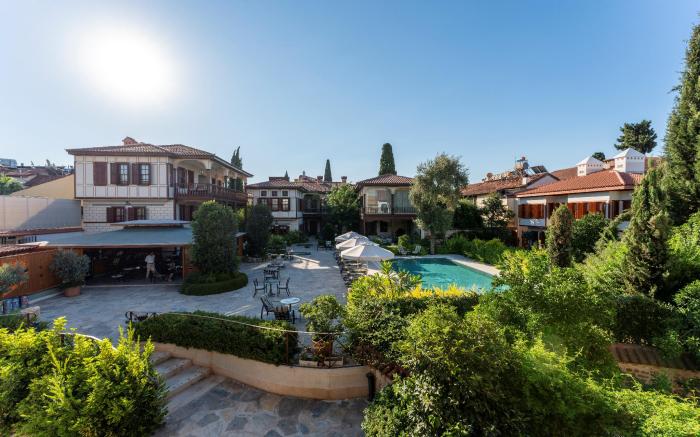 RuinAdalia Hotel