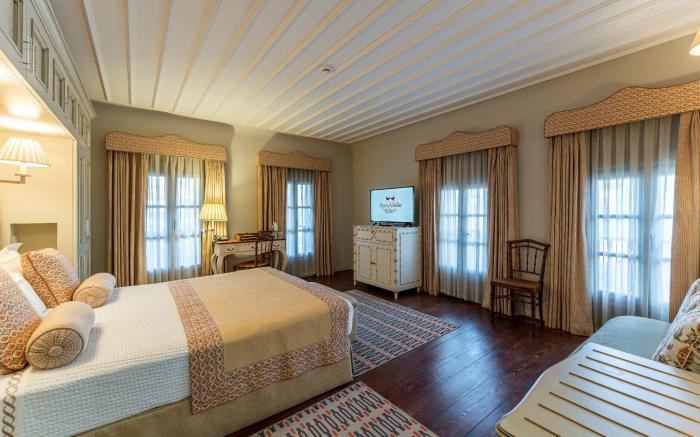 RuinAdalia Hotel