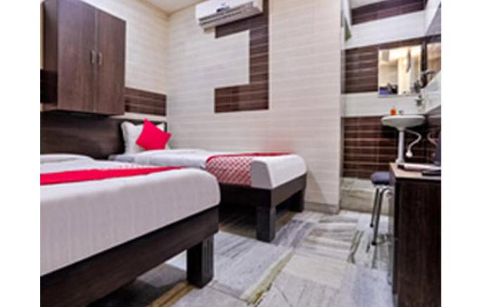 Chellam Residency