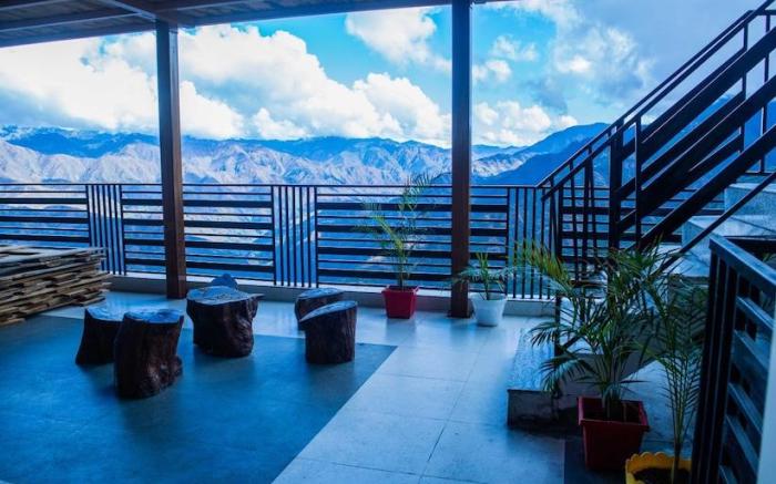 Hotel Forest View and Restaurant