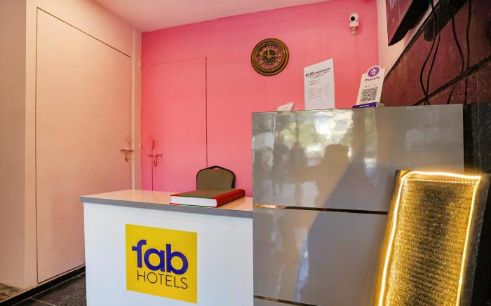 FabHotel F9 Noida Sector 27