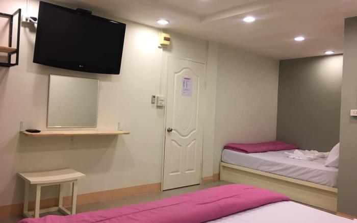 Miracle Gallery Hotel 