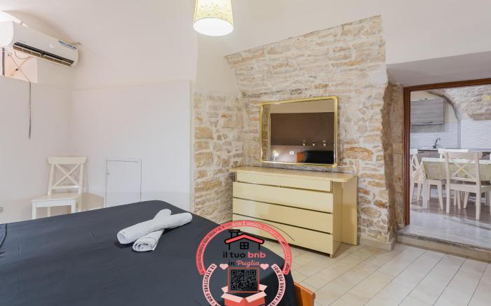 Just Music House bnb,typical,15min airport & beach
