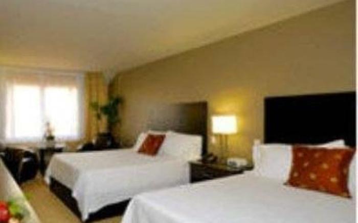Imperia Hotel & Suites Saint-Eustache