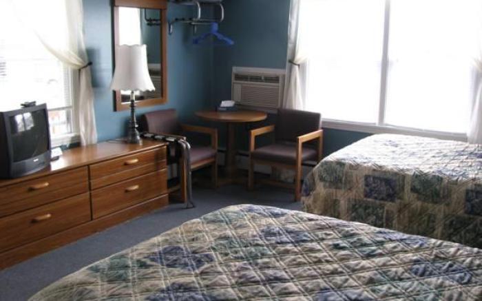 The Colonial Inn & Creamery