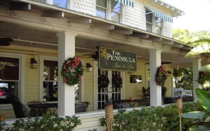 Peninsula Bed & Cocktails