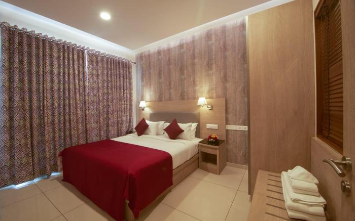 SFS HOMEBRIDGE HOTEL 