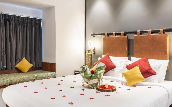 Private studio with Heated Jacuzzi - Signature