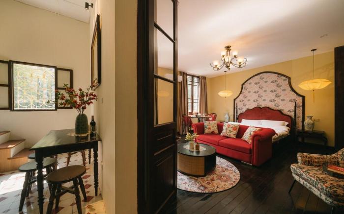 Luxurious Indochine Villa, high-end amenities