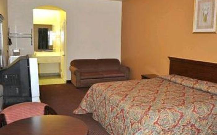 Boca Chica Inn and Suites