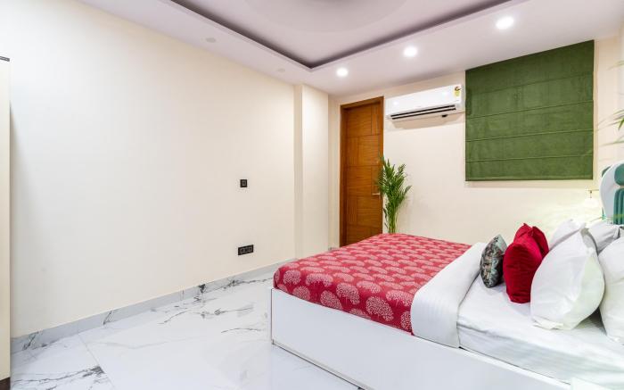 Homlee Heritage Flat with kitchen in Central Delhi