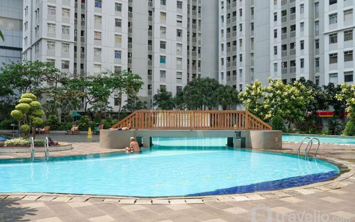 Comfort Tidy 2BR at Green Bay Pluit By Travelio