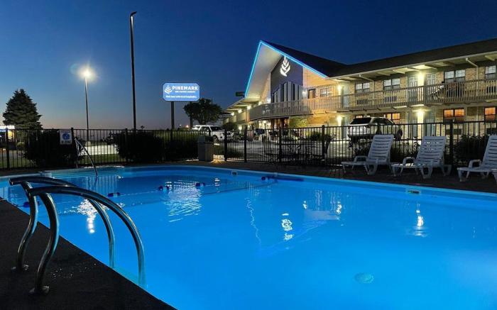 PINEMARK Inn | Suites | Events