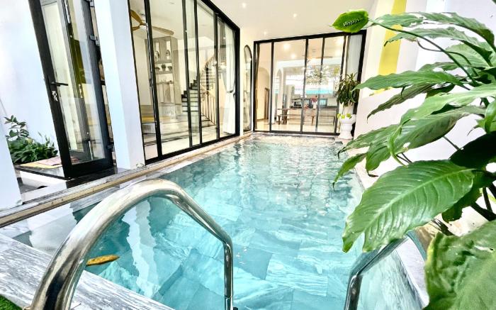 LaM Villas 5 BR cách biển mỹ khê 5 phút đi bộ.