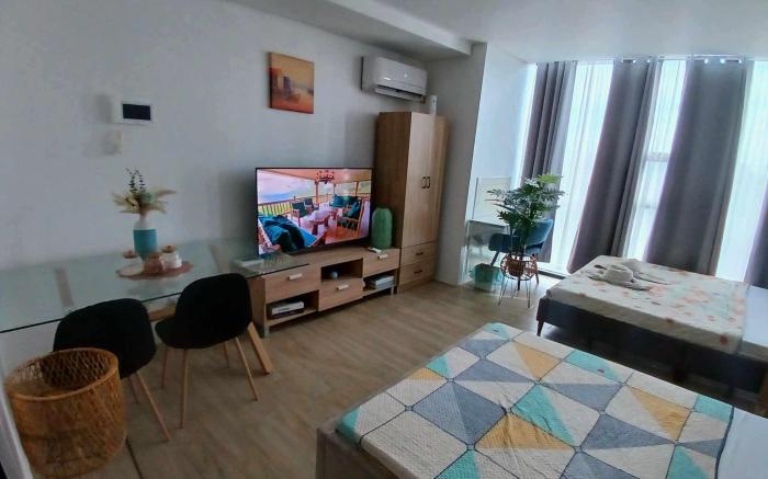 Your Home Near The City Life