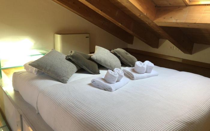 Ca degli Archi 2 · Elegant &amp; quiet apt  close to train station