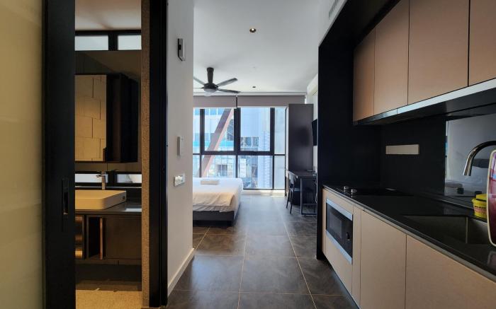 Scarletz Suites KLCC by Infini Suites