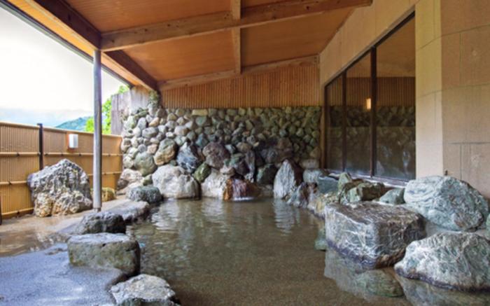 Matsusaka Wan Wan Paradise Forest Hotel