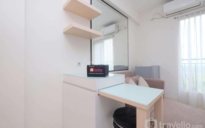 Best and Comfy 2BR Podomoro Golf View By Travelio