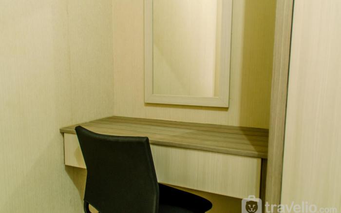 Comfort Simply 2BR Green Pramuka City By Travelio