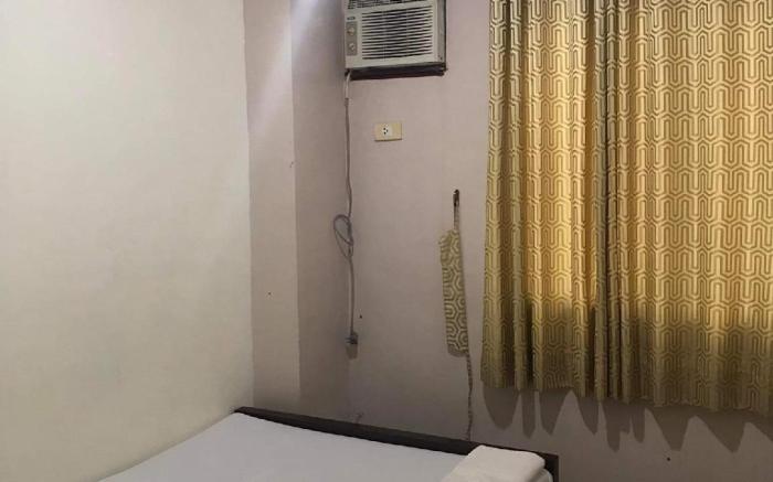 WJV INN Lahug (Shared Bathroom)