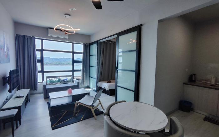 SelesaHome | 2 BR | J15 | Sea View| Jesselton Quay