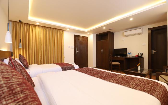 Apex Business Hotel