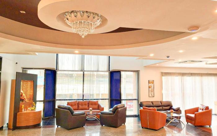 Manomon Residence