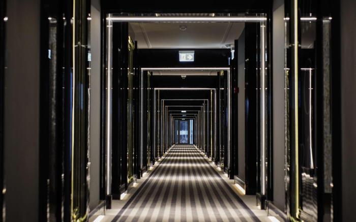 SEVEN VISIONS HOTEL, The DVIN