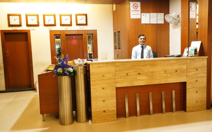 Hotel Marshall The Grand, Paldi