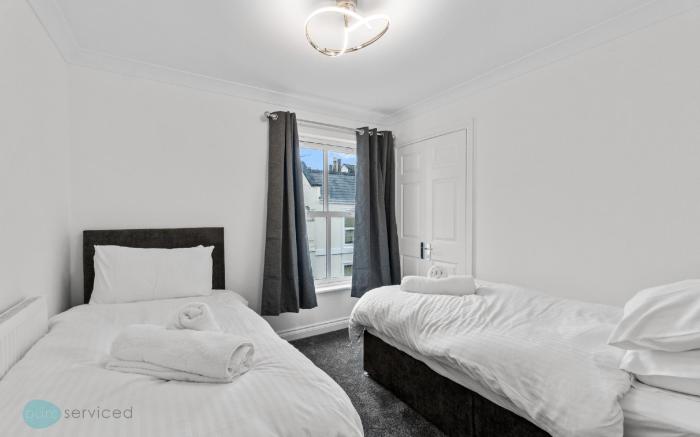 3 Bed- The Barracks