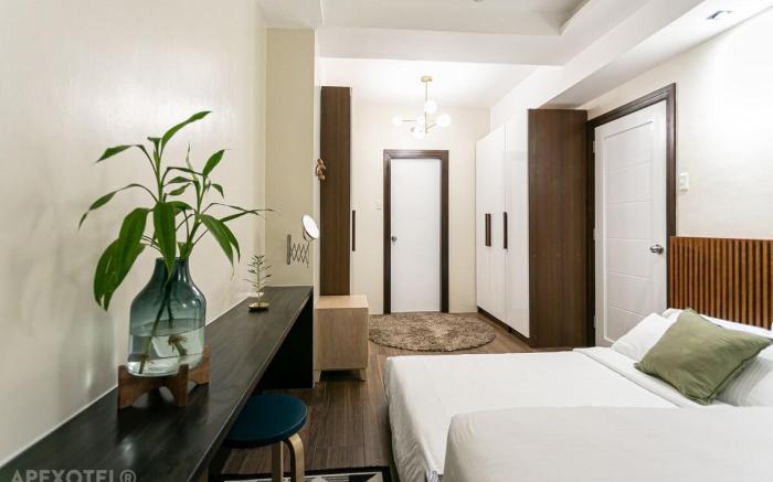 Ayala Cebu Luxury Big Home Balcony Central Elegant