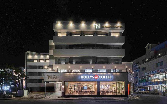 The Naksan Hotel