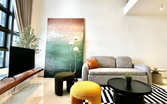 MRT Tmn Mutiara | EkoCheras Transit Retreat Duplex